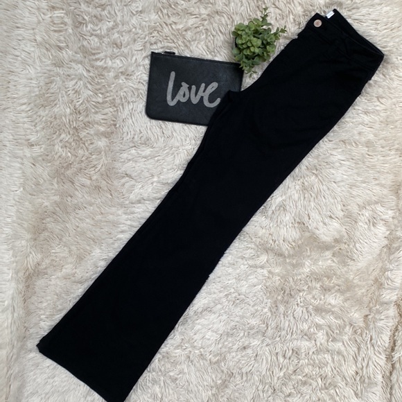 Zenana Flare Stretch Jeans 💗 Black - Picture 3 of 12